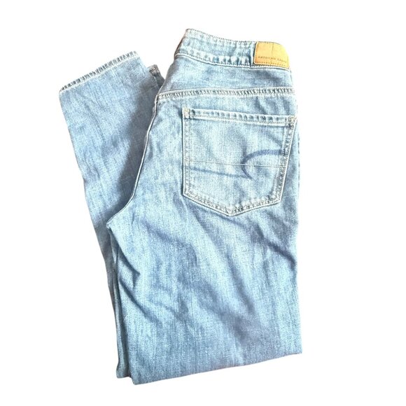 American Eagle Tom Girl Ripped Distressed Button Fly Med Wash Jeans - Picture 13 of 13